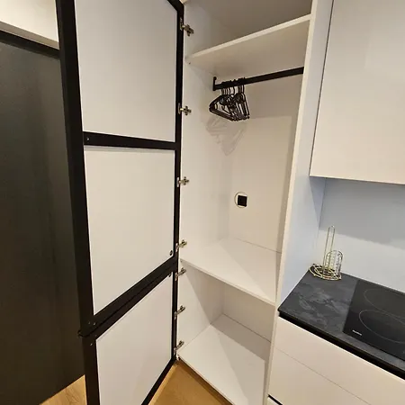 Plac Wolnosci 6 Appartement Poznań