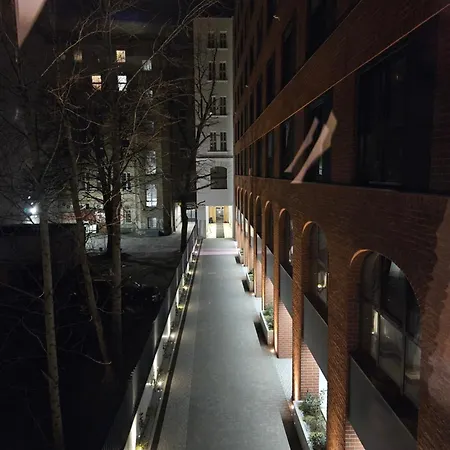 Plac Wolnosci 6 *